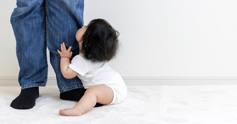 赤ちゃんのほうから抱っこされにやってきた！人に好かれる方法