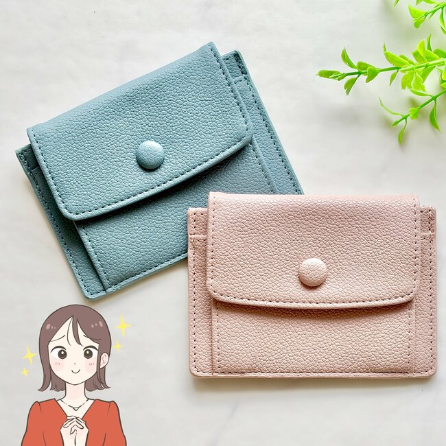 【ダイソー姉妹店】普通の財布に戻れないかも…!330円の「ぺたんこ財布」カード17枚やカギが収納できて嬉しい!《購入レビュー》