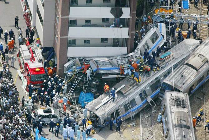 福知山線脱線事故から15年 鉄道の 人的ミス はなぜ起こるのか News Analysis ダイヤモンド オンライン