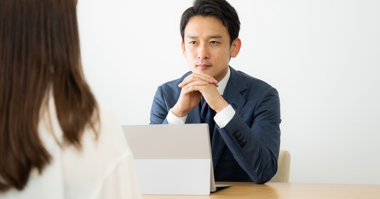 「商談で傾聴ばかりしている人」がお客様の本音を引き出せない、決定的な理由とは?