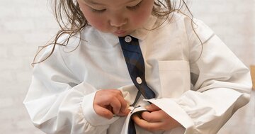 「上手に! はやく! きれいに!」と言う親が知らない子どもの器用さレベルとは?