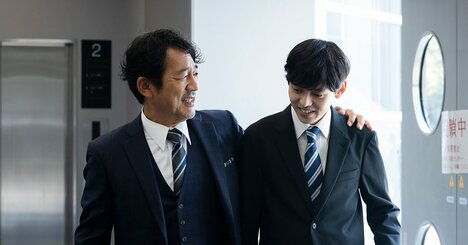 えっ、人前でホメるのもNG？Z世代に「ノンデリ」と思われる上司の危ない発言3つ