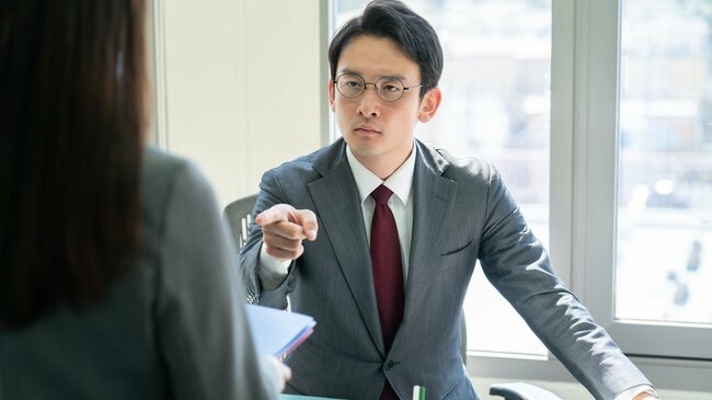 【本人は自覚ゼロ】職場の人にすぐ嫌われる「社会人としてNGな発言」とは？