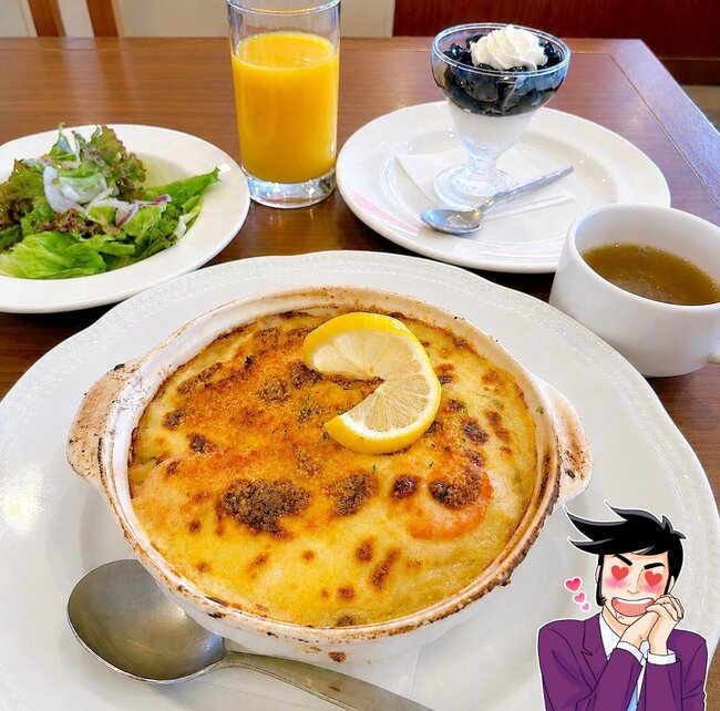 「本当に発明」「天才ですね」ロイヤルホストの“高級ホテルみたいなランチ”に感動が止まらない…!「40年程前から大好き」《実食レビュー》