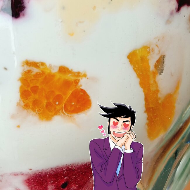 「フルーツだらけで最高」「ボリュームも満点」ロイヤルホストの“てんこ盛りパフェ”が贅沢すぎる!「美味しい!大きい!お腹いっぱい!」