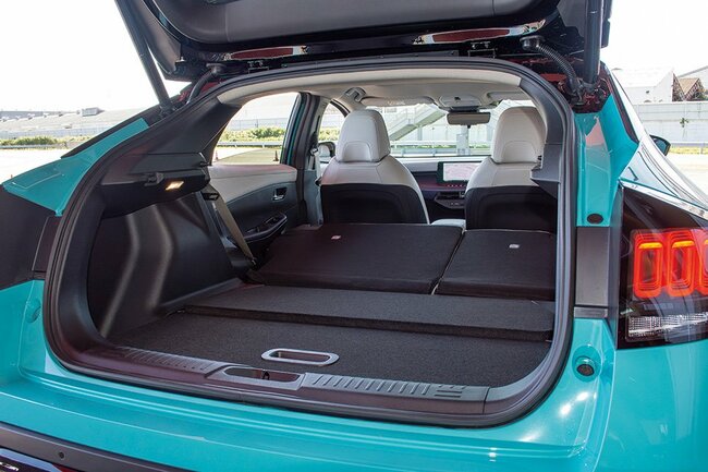 日産リーフB7 G荷室