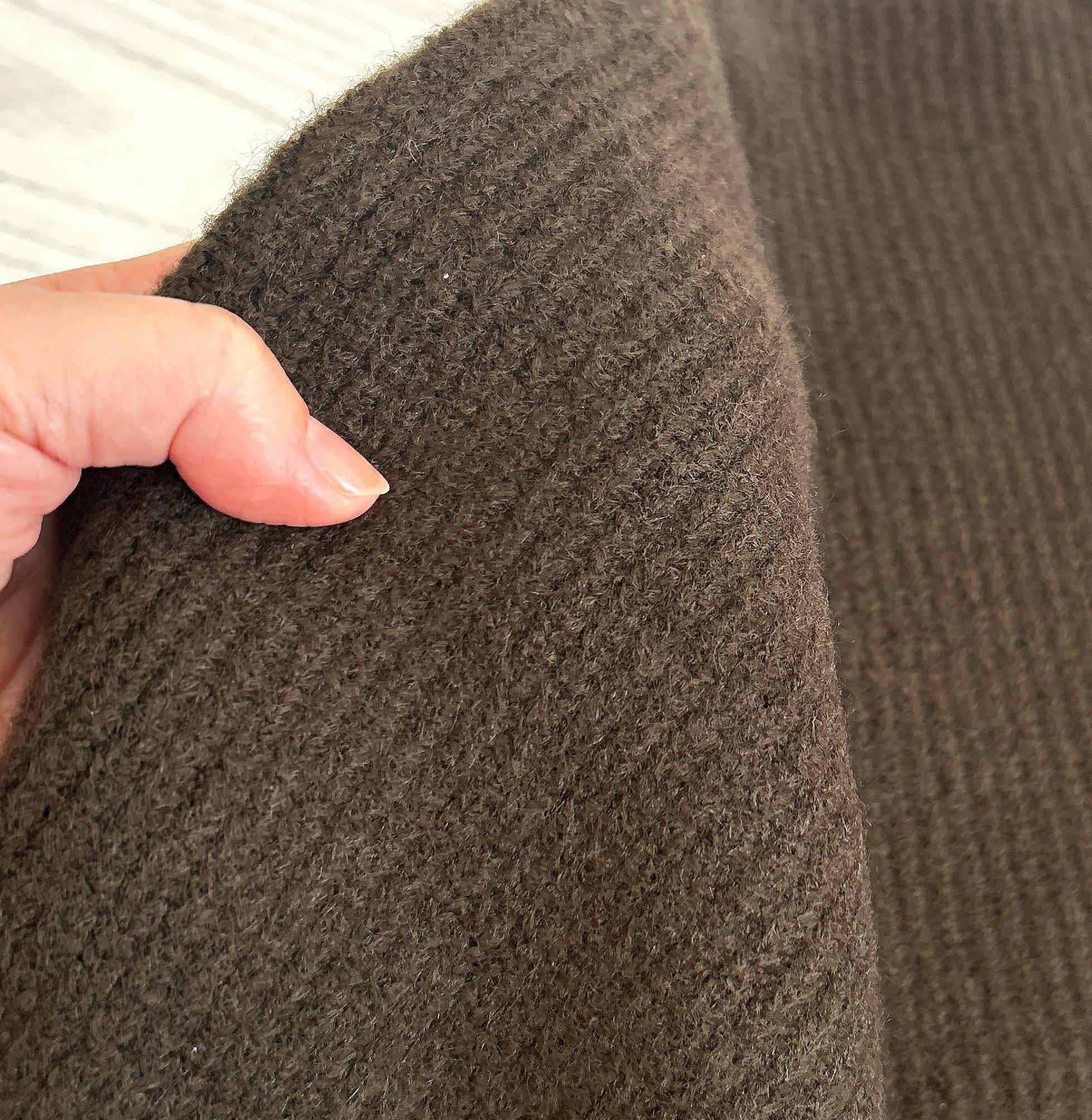 【GU感謝祭】お尻がまるっと隠せる「ふんわりニット」がセール中！細見えするのに体型カバーできて天才すぎる！「全色欲しいです」「チュニック丈に惹かれました」