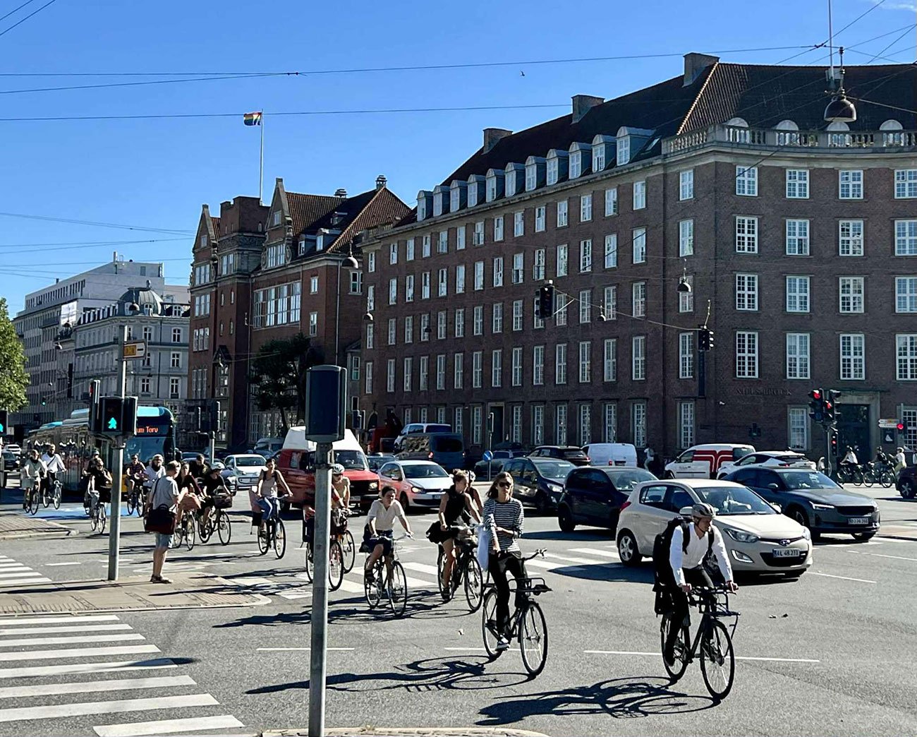 「あなたと仕事はイコールじゃない」“働きすぎの私”の労働観を変えた、あるママ友の一言