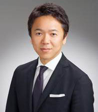 「ユニクロ」「使い捨てコンタクト」「回転寿司」<br />1つだけ経営戦略の組み立て方が違うのは?