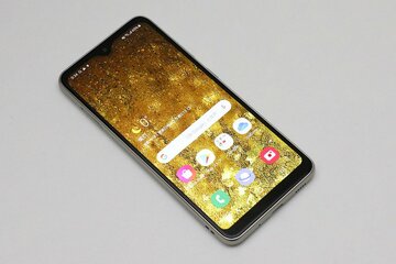 未使用品でも1万円台と激安でザワつく、「Galaxy A20」を格安SIMで試す