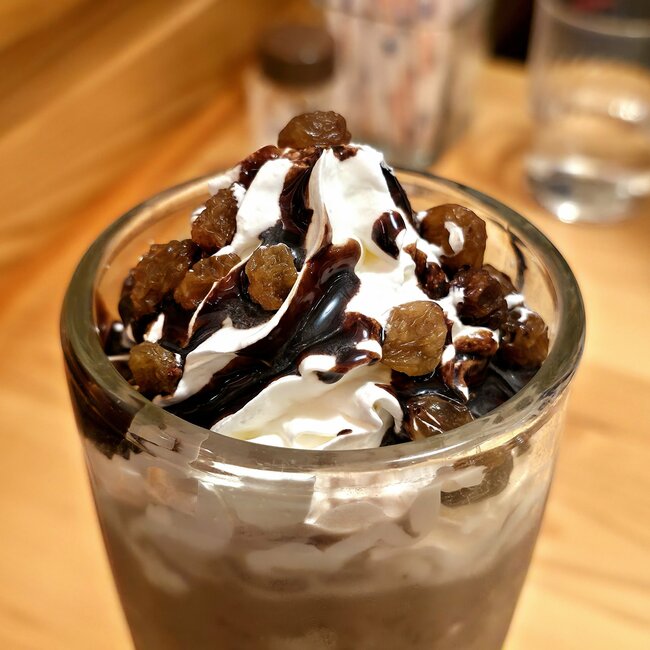 「ありえないほど美味しい」コメダ珈琲×ロッテの“飲むスイーツ”贅沢感がすごいんです！「うまくて涙」「好きすぎる！」