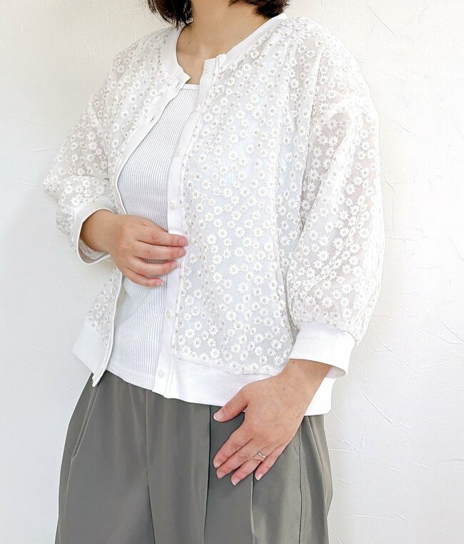 「一目で惹かれました」「高級感があります！」ハニーズの“ふんわりカーディガン”がオシャレだと大好評…！「チュールに花柄が可愛い」