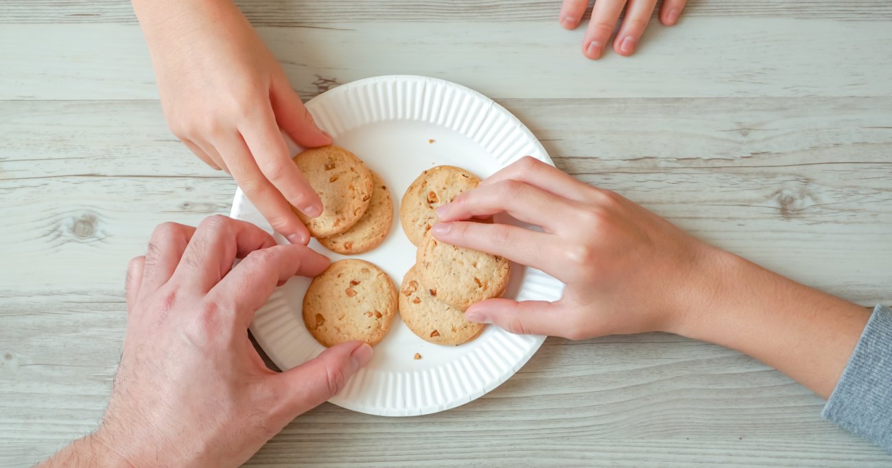 「最後のひとつ」取る？ 取らない？育ちがいい人はどうする