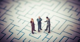 日本的多数行取引を読み解く「3つの背景」…根強い文化的要因とデジタル技術を高度に融合し「卓越した顧客体験」を創出せよ