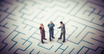 日本的多数行取引を読み解く「3つの背景」…根強い文化的要因とデジタル技術を高度に融合し「卓越した顧客体験」を創出せよ