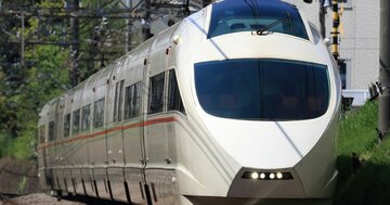 2年ぶりに走った「白いロマンスカー」…大人気なのに“短命”だった意外な理由とは?