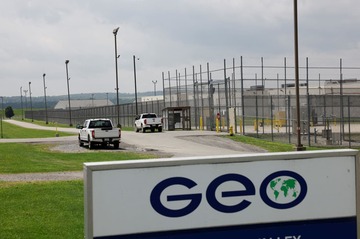 米民営刑務所、トランプ氏の移民強制送還に商機