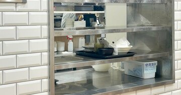 こりゃひどいわ…40代タイミーおじさんが呆れた「テレビ局社員食堂」の散々な実態