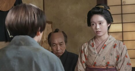 「自分を捨てて働いて」トキ（高石あかり）が爆発！三之丞（板垣李光人）の態度にイライラが止まらない〈板垣コメント付き・ばけばけ第35回〉