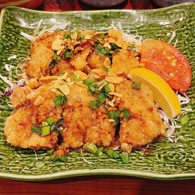 「まじウマッ」「ご飯が進みまくり」大戸屋の“わんぱく定食”ガッツリ感がたまらない！「なかなかパンチが効いてます」《実食レビュー》