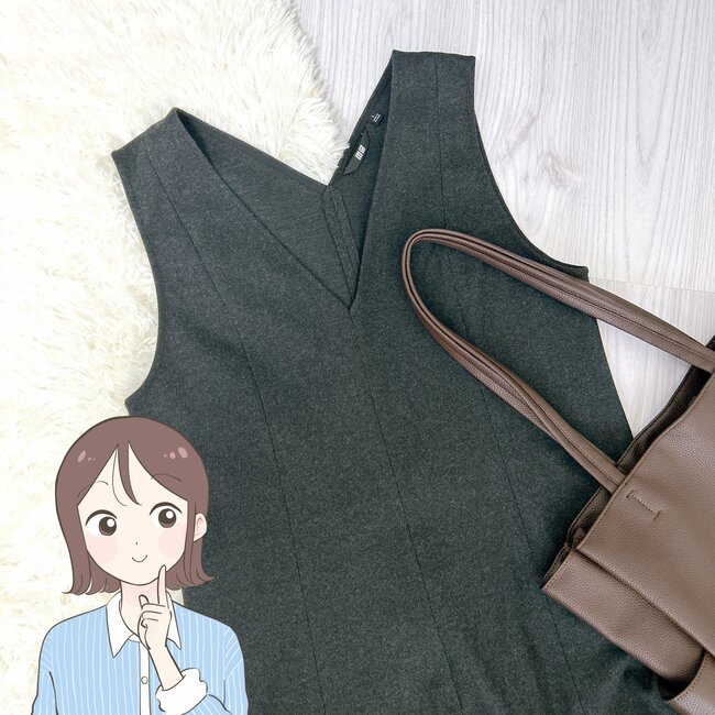 すぽんと着るだけで体型カバー!ユニクロの“ぽかぽかワンピース”後ろ姿もスラッと見えて感動!「太って見えないのが嬉しい」「ラインの綺麗さにびっくり」