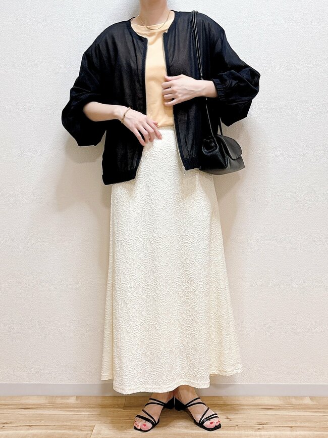 【しまむら】どこにでもサッと羽織れて助かる！2420円の「ふんわり春アウター」ぽわんとした袖がかわいい！