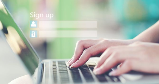 アカウントとパスワード