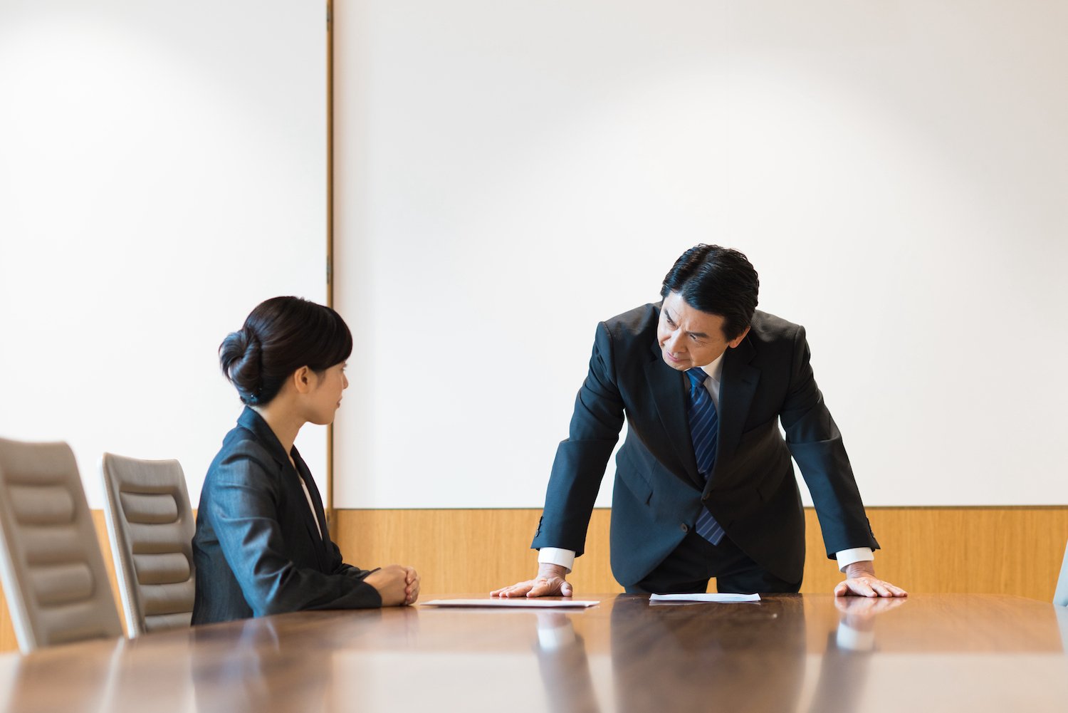 変化の時代の経営には「変化する力」が必要だ――『CEOからDEOへ「デザインするリーダー」になる方法』