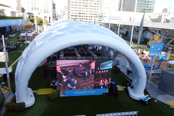 IT業界の世代交代を主導する<br />セールスフォースという“ムーブメント”<br />―― dreamforce2013 レポート
