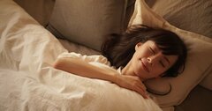 ぐっすり深く眠るための「夜の習慣7選」