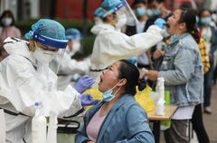 武漢市の全住民ウイルス検査、実現性に疑問も