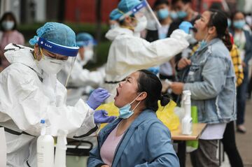 武漢市の全住民ウイルス検査、実現性に疑問も