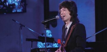 仮面ライダー出身・半田健人が語る、“昭和”歌謡の魅力とは?
