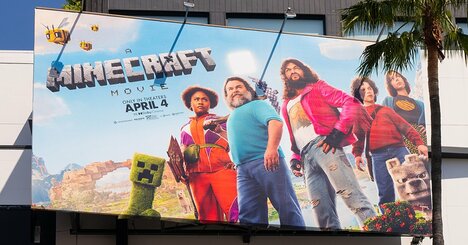 実写版マインクラフト 「ミームとおバカさ」でヒット