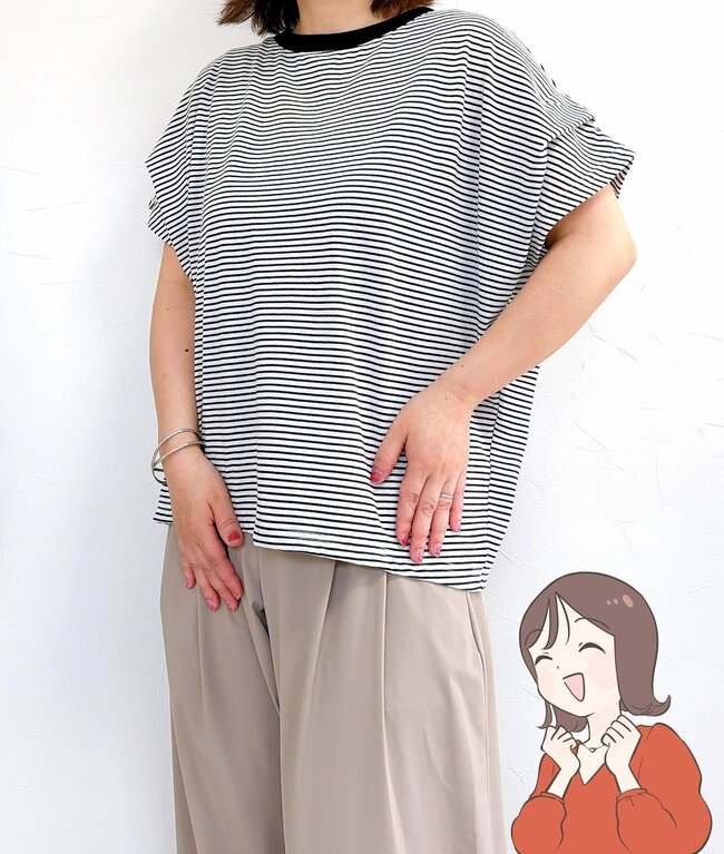 「色違いでリピ確定です！」ハニーズの“大人かわいいトップス”控えめな袖フリルが素敵すぎる…！「サラッとして夏に良い」「キャミワンピースの下に着たい」