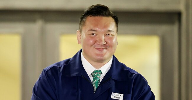 宮城野親方(元横綱・白鵬)