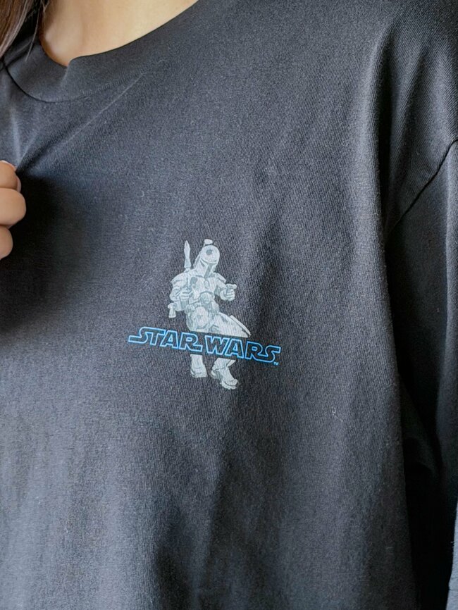 思わず2色買い…！ユニクロ×スター・ウォーズの「コラボTシャツ」かっこよすぎて毎日着たい！《購入レビュー》