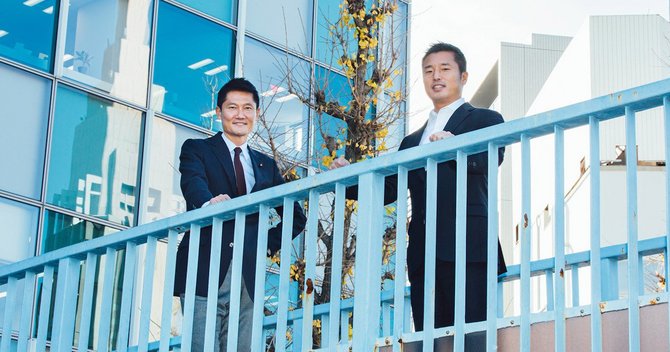 朝日健太郎、池田純