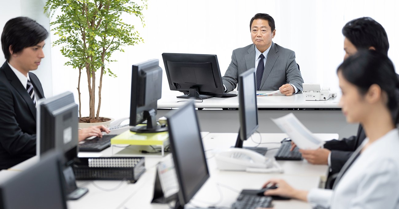 職場で孤独を抱える中間管理職