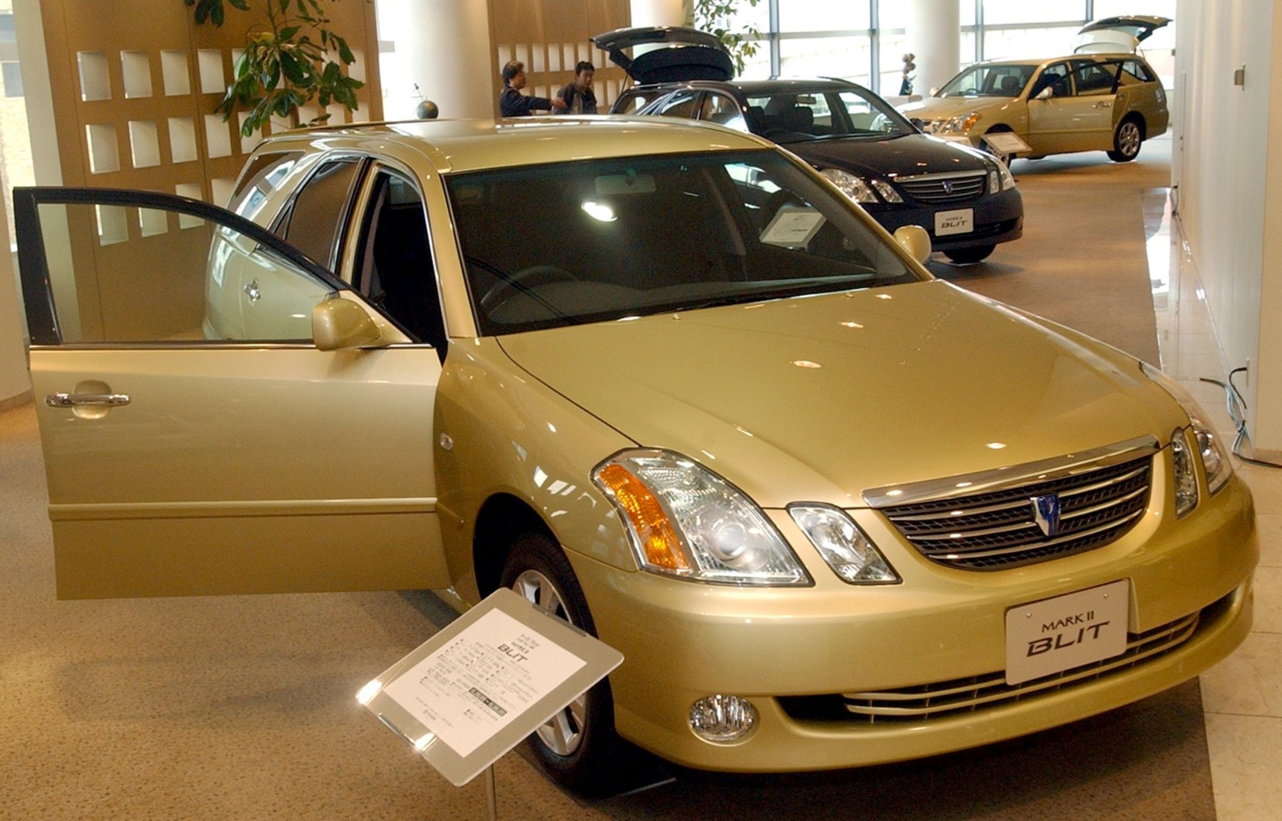 2002年発売の「ネットにつながるクルマ」も…生産終了後に評価された“惜しい”トヨタ車3選