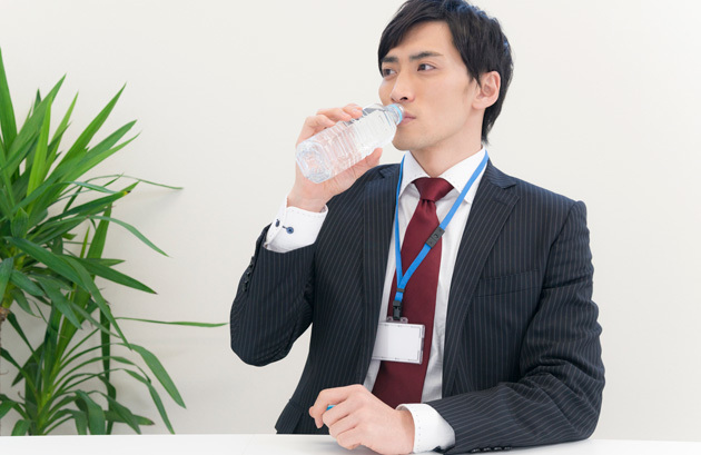 仕事中30分ごとに5分休憩する人は成果が上がる