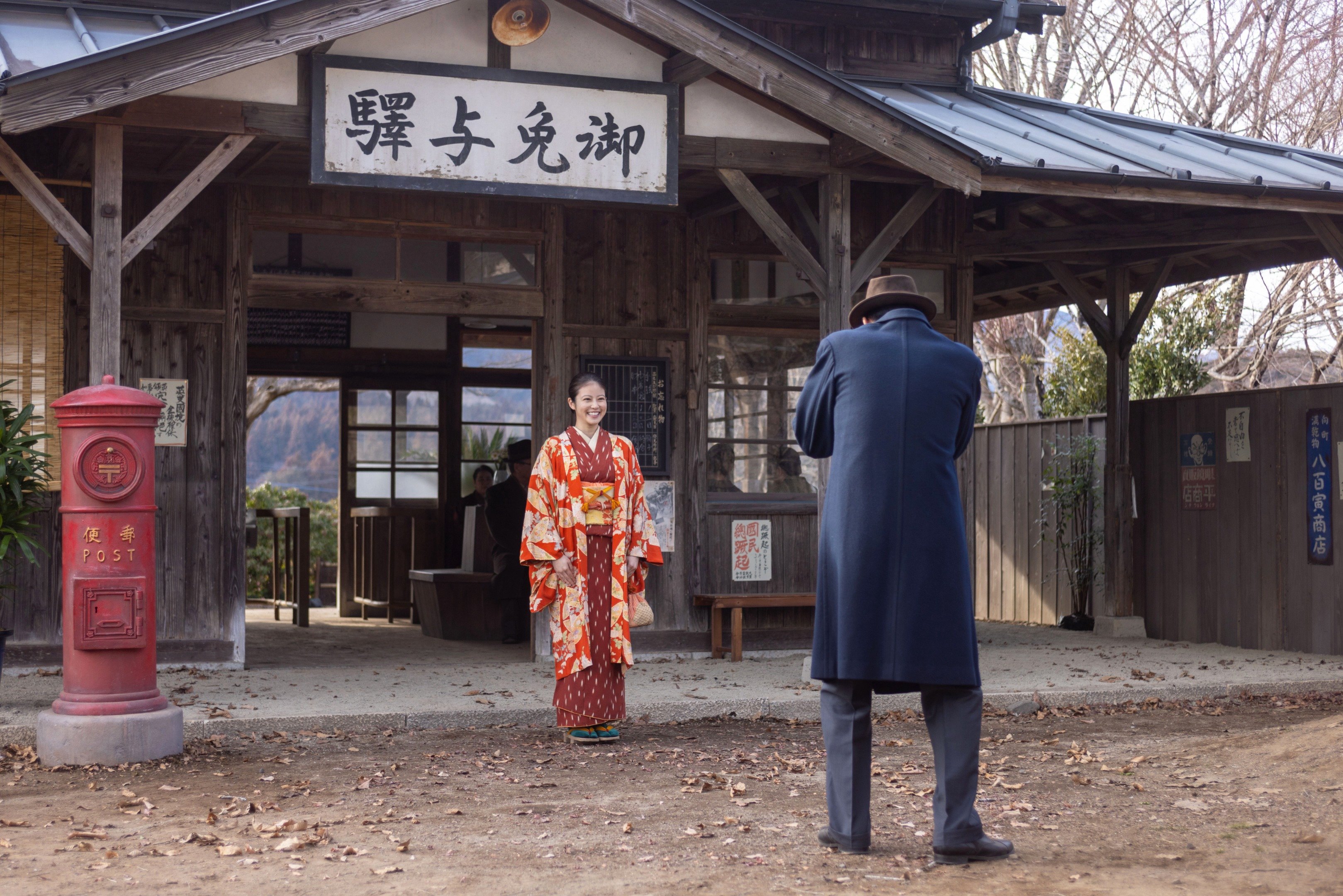 「帰ってきたら撮る」…のぶが最後に夫の写真を撮らなかった“ある朝の選択”【あんぱん第48回レビュー】