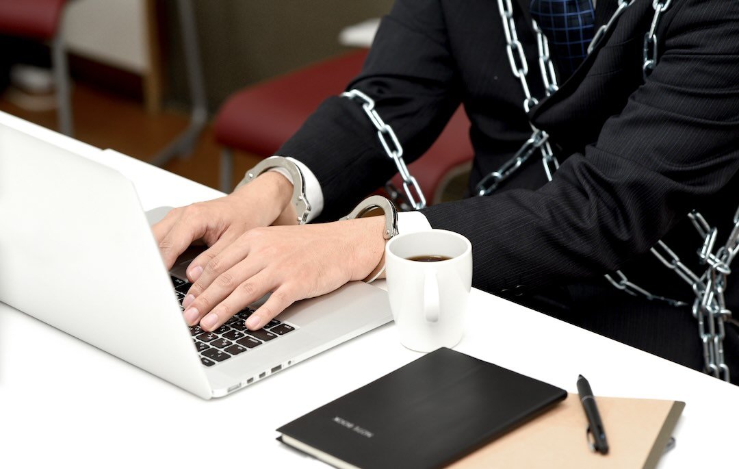 【要注意】「がむしゃらに働き続けた人」に突きつけられる残念すぎる末路