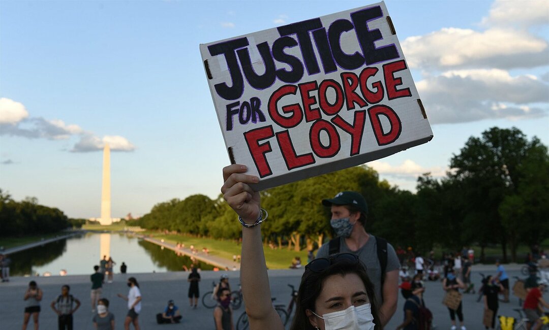 黒人暴行死 全米各地の抗議、SNSが主戦場に