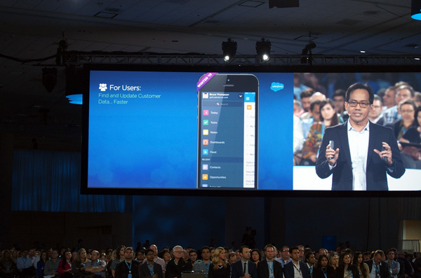 セールスフォースの次の標的は<br />「ビジネスアナリティクス」世界一<br />――「dreamforce 2014」現地レポート(1)