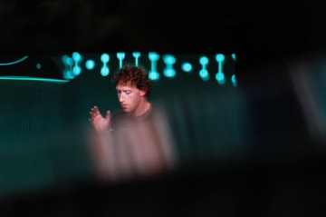 ソーシャルメディア、変わる「監視の目」