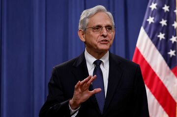 トランプ氏邸の家宅捜索、米司法省が令状開示を要請