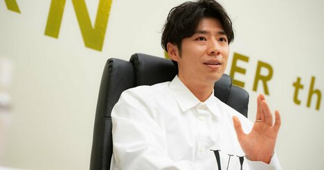 「自己肯定感が低いままの人」と「後天的に自信を持つことができた人」との決定的な違い