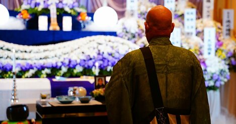 僧侶に求められるのは「法話」よりも「タイムキープ」…僧侶が葬儀社に抱く複雑な思いとは？