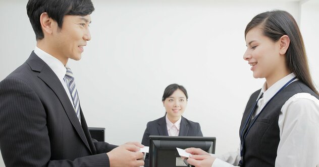 初対面で「会社名」「世代トーク」をしてはいけないワケ【2000人のセレブ・VIPを喋らせた会話テク】